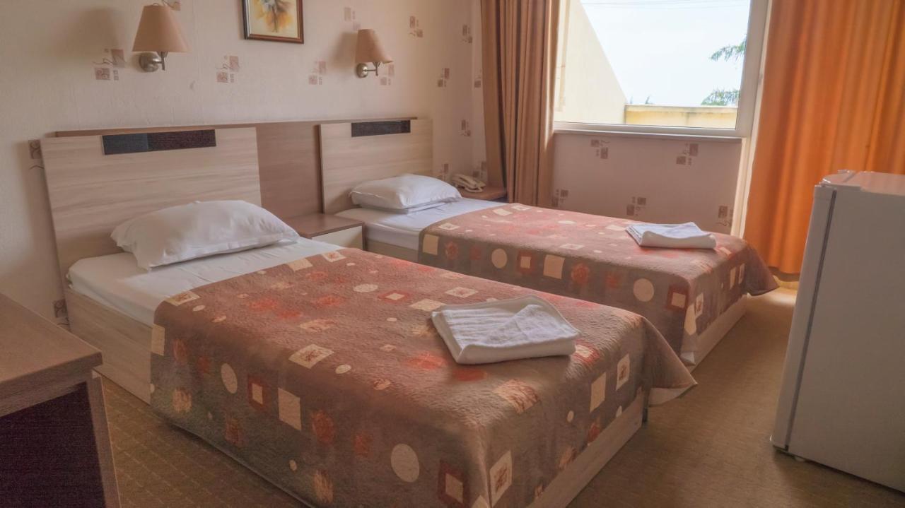 Park Hotel Persey Varna Eksteriør billede