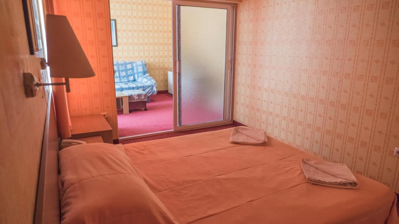 Park Hotel Persey Varna Eksteriør billede