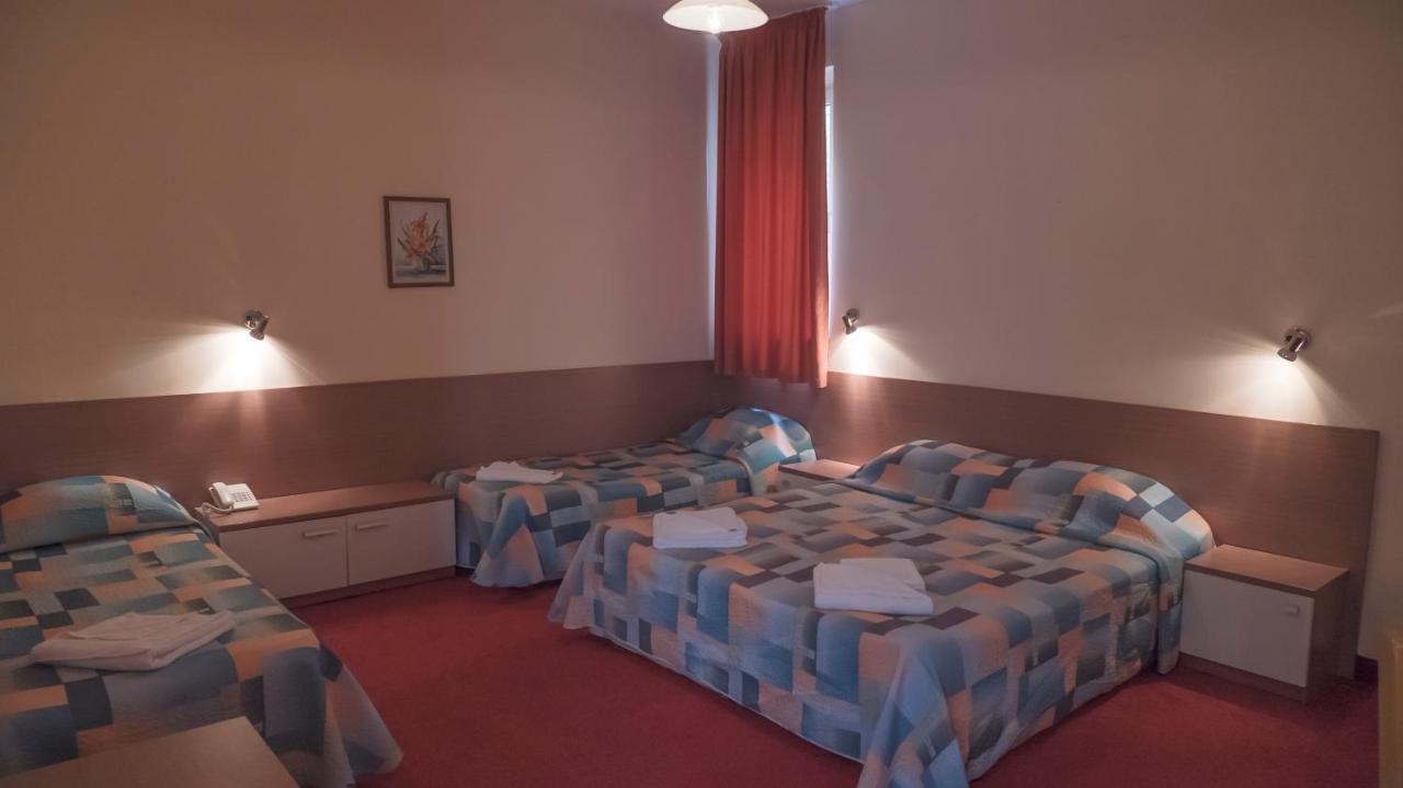Park Hotel Persey Varna Eksteriør billede